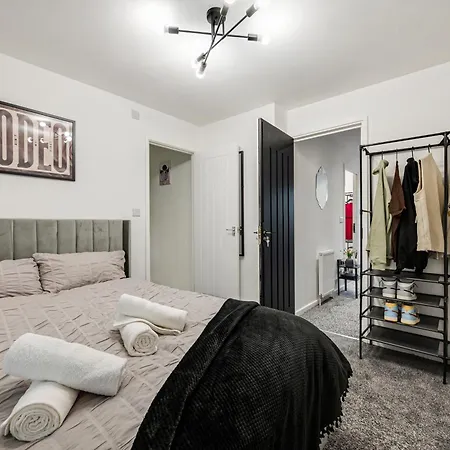 Luxury City Centre Home With Free Parking Leeds  Exterior photo
